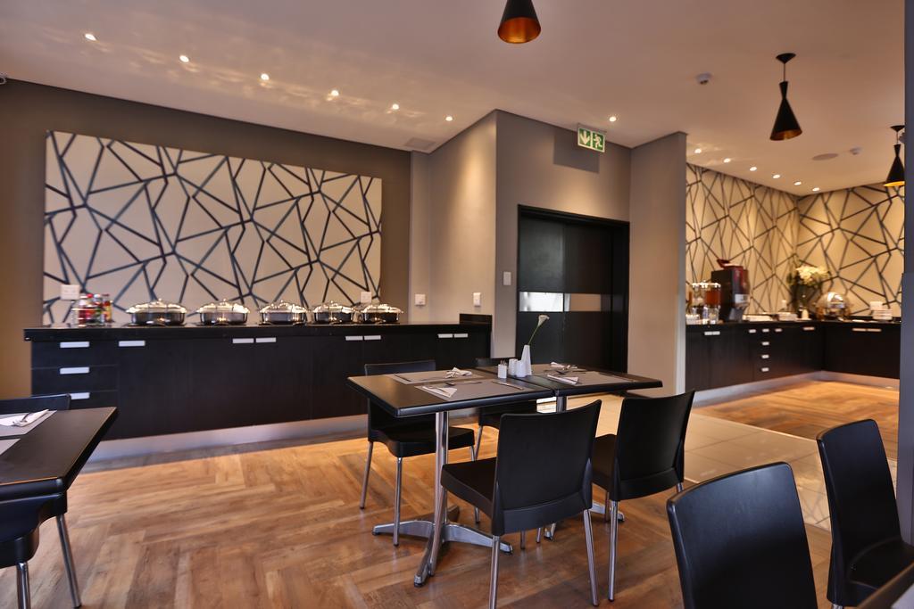 Inani Hotel Morning Star Pretoria-Noord Extérieur photo